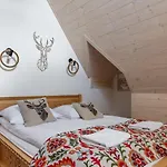 Rogata Tatra View & Jacuzzi *