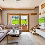 Rogata Tatra View & Jacuzzi *
