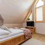 Rogata Tatra View & Jacuzzi Willa *