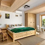 Rogata Tatra View & Jacuzzi Willa