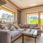 Willa Rogata Tatra View & Jacuzzi Kościelisko
