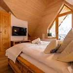 Rogata Tatra View & Jacuzzi 别墅 *