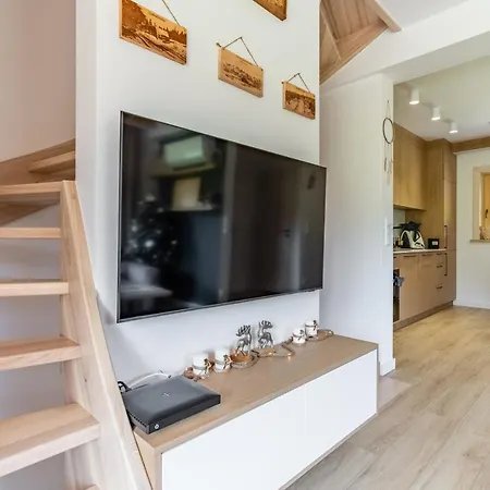 Rogata Premium, Willa