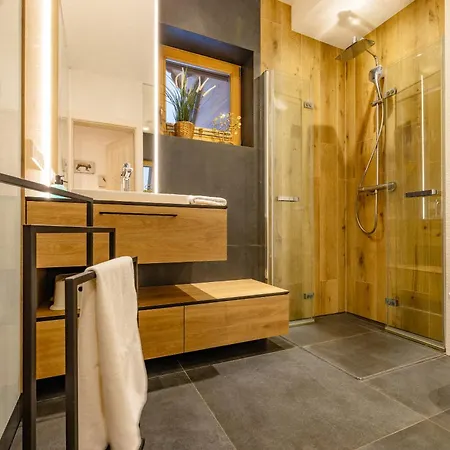 Rogata Tatra View & Jacuzzi Villa *