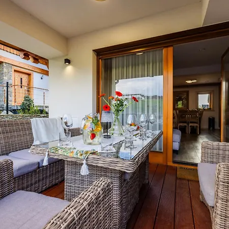 Rogata Tatra View & Jacuzzi *